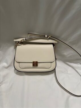 Kate Spade Phoebe Small Flap Crossbody |
Kate Spade IT